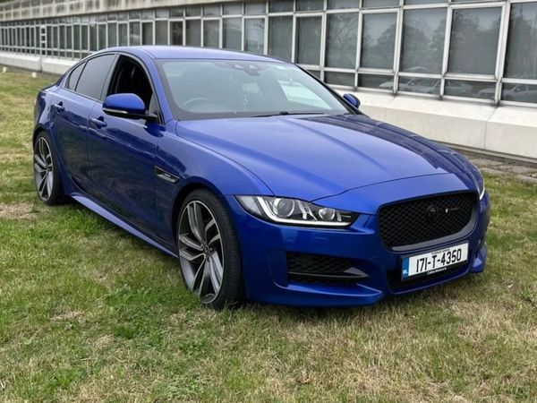 Jaguar XE Saloon, Diesel, 2017, Blue