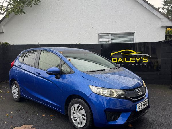 Honda Fit Hatchback, Petrol, 2015, Blue