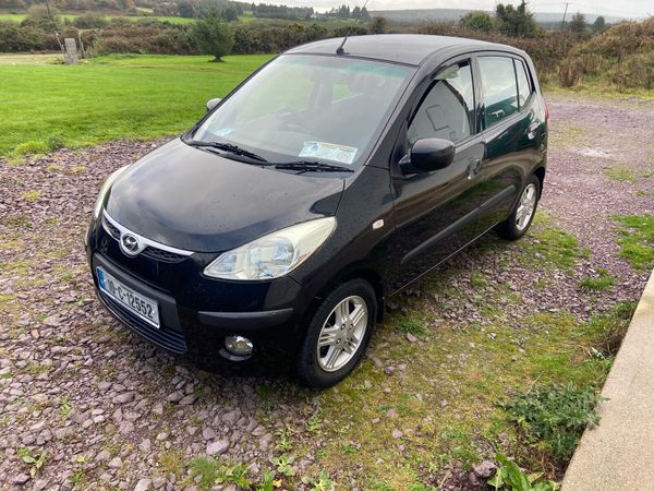 Hyundai i10 Hatchback, Petrol, 2010, Black