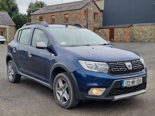 Dacia Sandero Stepway Hatchback, Diesel, 2017, Blue