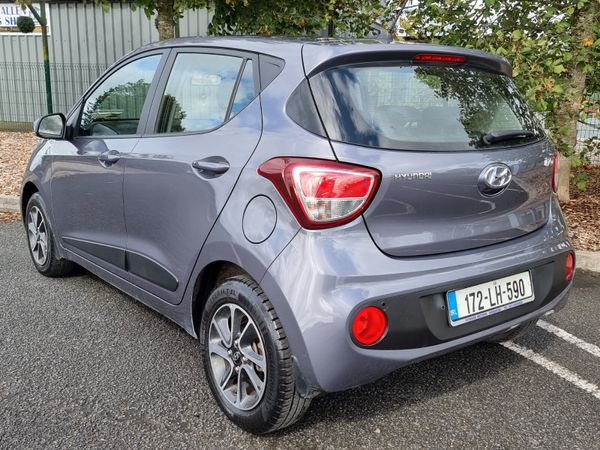 Hyundai i10 Hatchback, Petrol, 2017, Grey