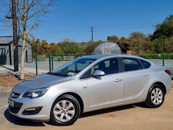 Opel Astra Saloon, Diesel, 2017, Grey