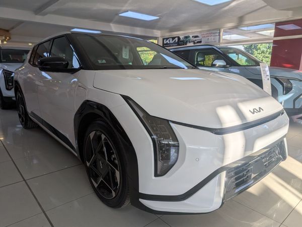 Kia EV4 Hatchback, Electric, 2026, White
