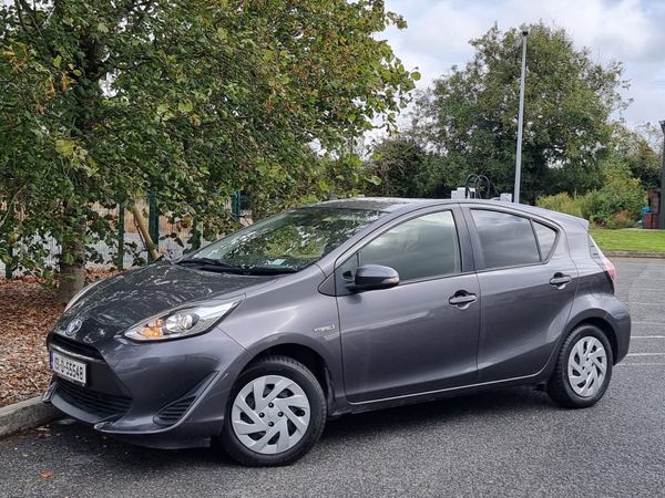 Toyota Aqua Hatchback, Petrol Hybrid, 2019, Grey