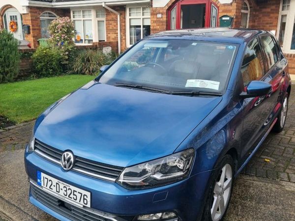 Volkswagen Polo Hatchback, Petrol, 2017, Blue