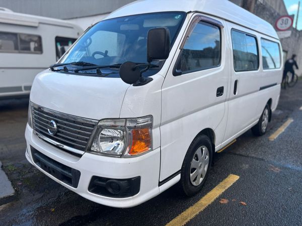 Other Other Minibus, Petrol, 2013, White