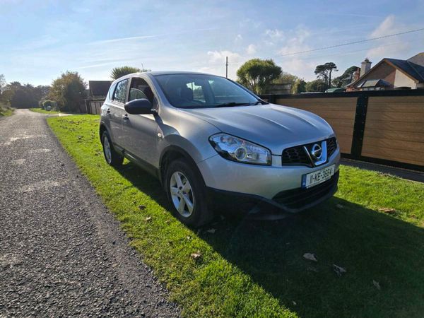 Nissan Qashqai Hatchback, Diesel, 2011, Silver