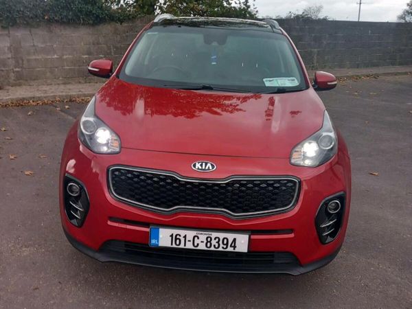 Kia Sportage SUV, Diesel, 2016, Red