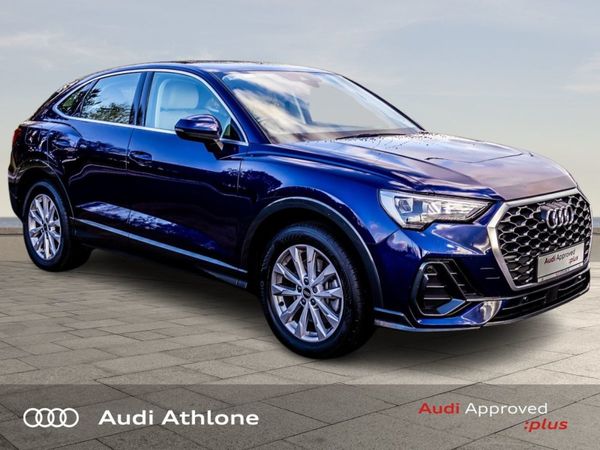 Audi Q3 MPV, Petrol Plug-in Hybrid, 2022, Blue