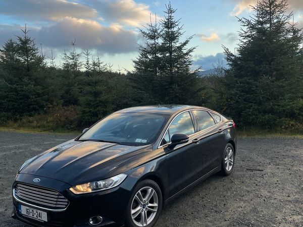 Ford Mondeo Hatchback, Diesel, 2016, Black
