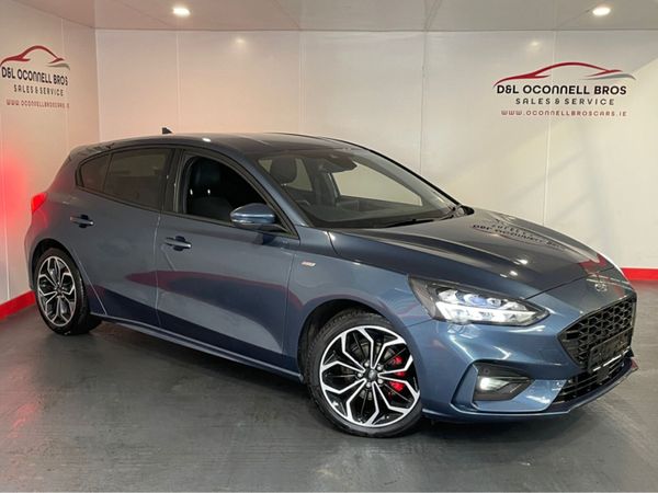 Ford Focus Hatchback, Diesel, 2022, Blue