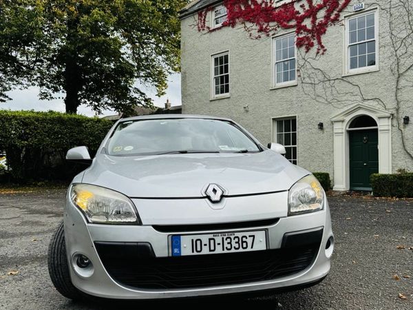 Renault Megane Hatchback, Diesel, 2010, Silver