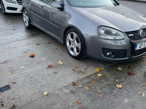Volkswagen Golf Hatchback, Petrol, 2007, Grey