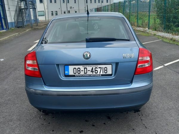 Skoda Octavia Hatchback, Petrol, 2008, Grey