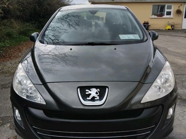 Peugeot 308 Hatchback, Diesel, 2010, Grey