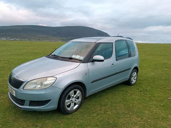 Skoda Roomster MPV, Diesel, 2011, Blue