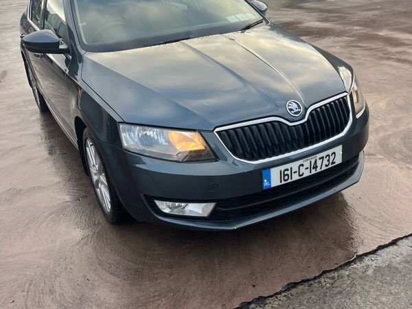 Skoda Octavia Saloon, Diesel, 2016, Grey