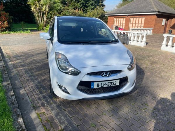 Hyundai ix20 Hatchback, Diesel, 2011, White