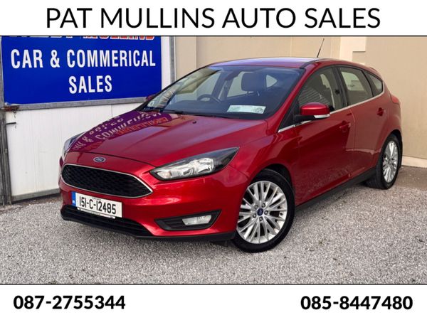 Ford Focus Hatchback, Diesel, 2015, Red