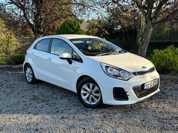 Kia Rio Hatchback, Petrol, 2015, White
