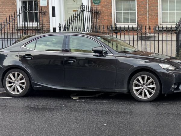 Lexus IS Saloon, Petrol Hybrid, 2016, Black