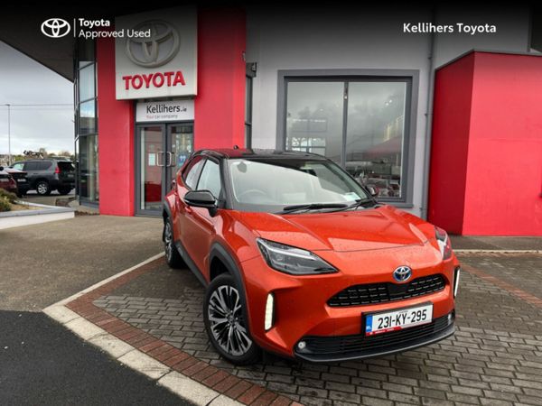 Toyota Yaris Cross Hatchback, Petrol Hybrid, 2023, Orange