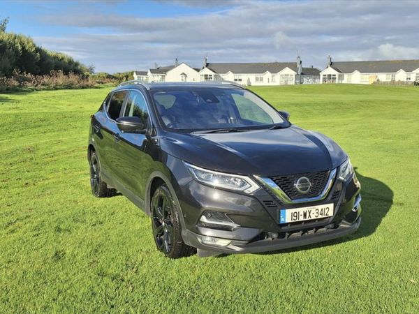 Nissan Qashqai Hatchback, Diesel, 2019, Black