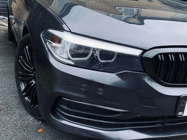 BMW 5-Series Saloon, Diesel, 2019, Grey