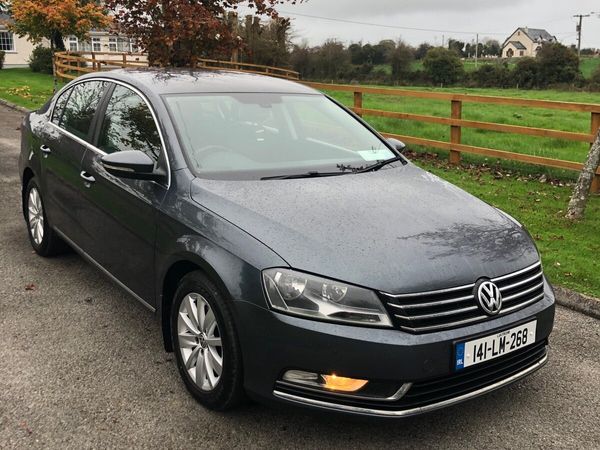 Volkswagen Passat Saloon, Diesel, 2014, Grey