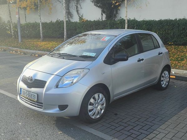 Toyota Yaris Hatchback, Petrol, 2008, Silver