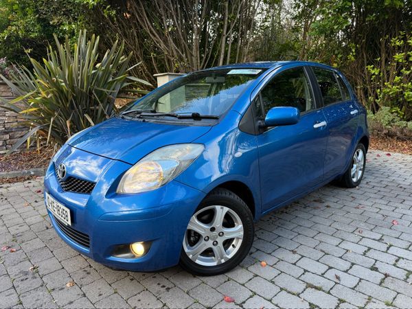 Toyota Yaris Hatchback, Petrol, 2010, Blue