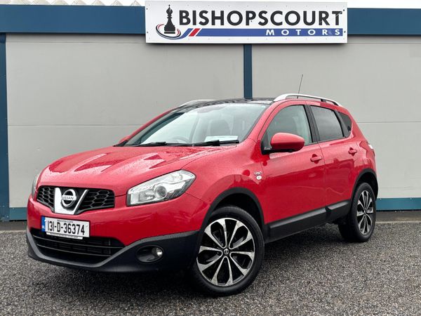 Nissan Qashqai Hatchback, Diesel, 2013, Red