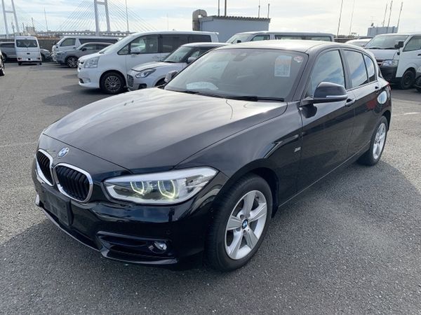 BMW 1-Series Hatchback, Diesel, 2018, Black