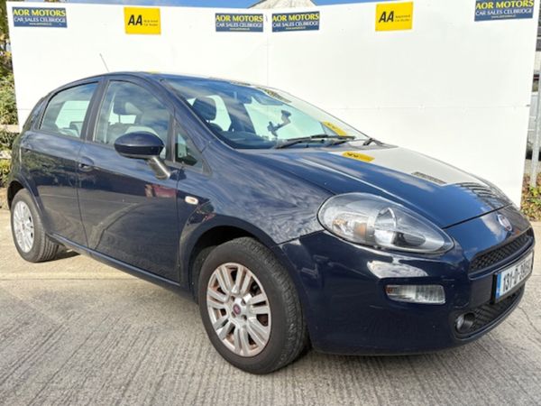 Fiat Punto Hatchback, Petrol, 2013, Blue