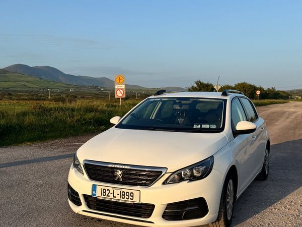 Peugeot 308 Hatchback, Diesel, 2018, White