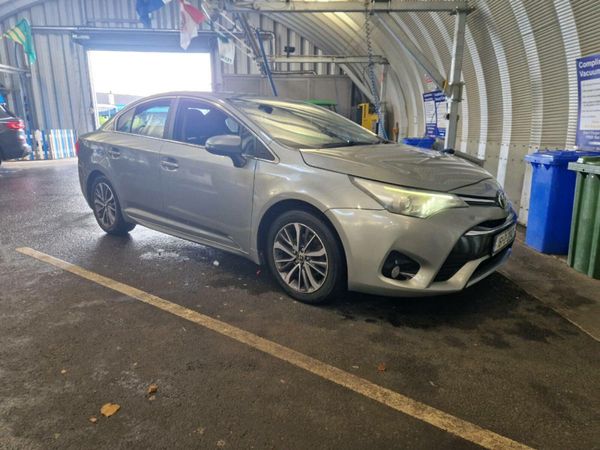 Toyota Avensis Saloon, Diesel, 2016, Grey