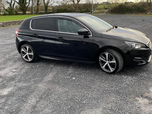 Peugeot 308 Hatchback, Petrol, 2016, Black