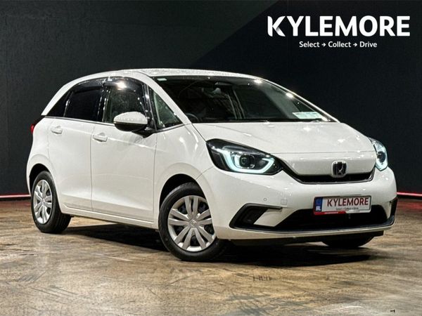 Honda Fit Hatchback, Petrol Hybrid, 2020, White