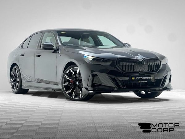 BMW 5-Series Saloon, Petrol Plug-in Hybrid, 2025, Grey