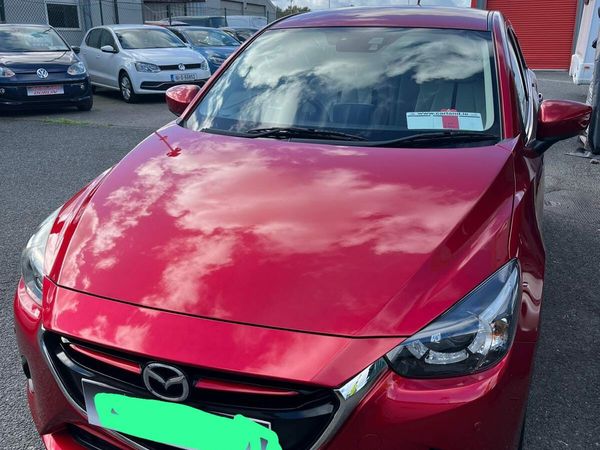 Mazda Demio MPV, Petrol, 2015, Red