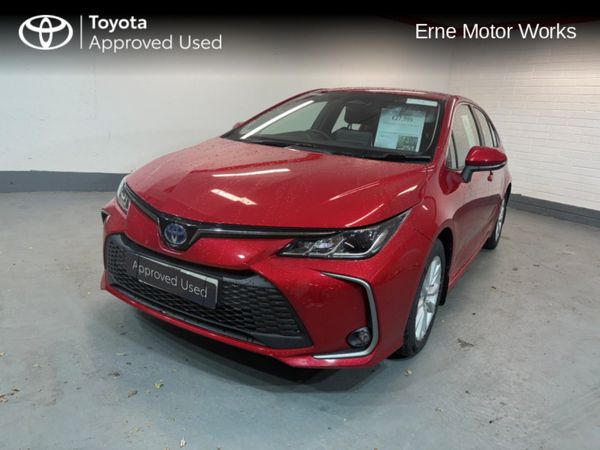Toyota Corolla Saloon, Petrol Hybrid, 2023, Red