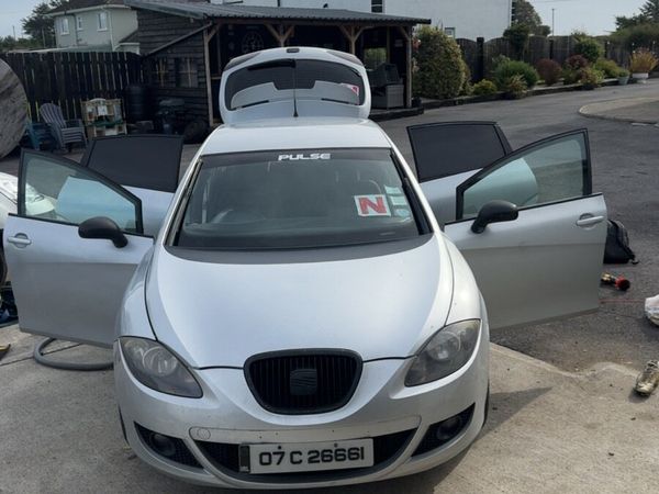 SEAT Leon Hatchback, Petrol, 2007, Grey