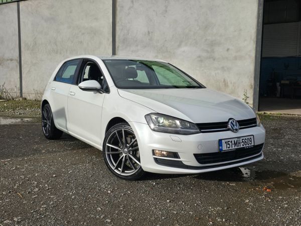Volkswagen Golf Hatchback, Petrol, 2015, White