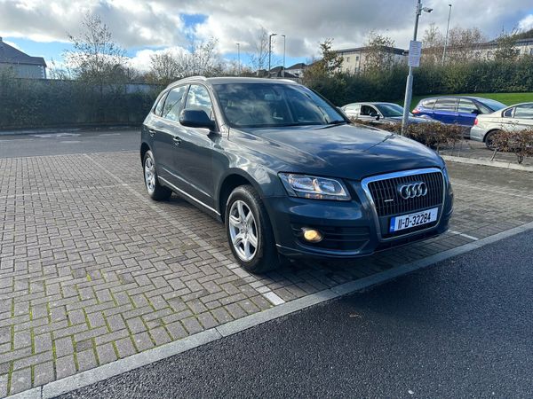 Audi Q5 SUV, Diesel, 2011, Grey