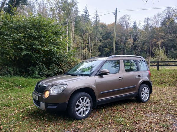 Skoda Yeti SUV, Diesel, 2010, Brown