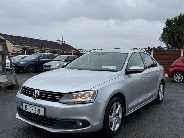 Volkswagen Jetta Saloon, Petrol, 2015, Silver