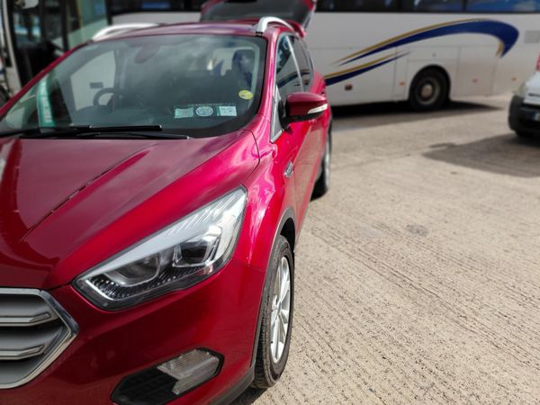Ford Kuga SUV, Diesel, 2019, Red