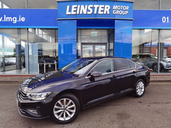 Volkswagen Passat Saloon, Diesel, 2021, Black