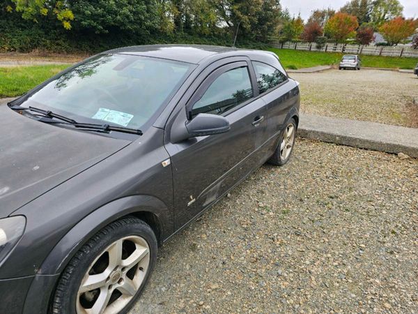 Vauxhall Astra Hatchback, Petrol, 2009, Grey