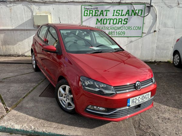 Volkswagen Polo Hatchback, Petrol, 2016, Red